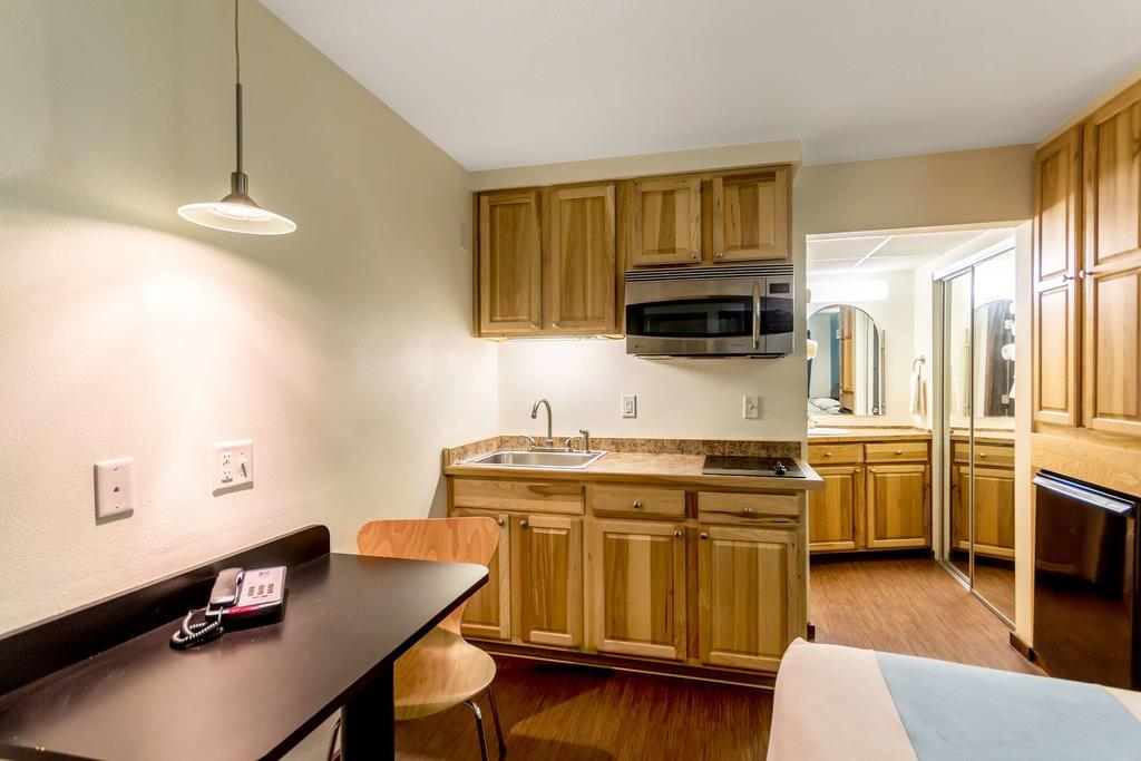 Motel 6-Missoula, Mt - University Exterior photo